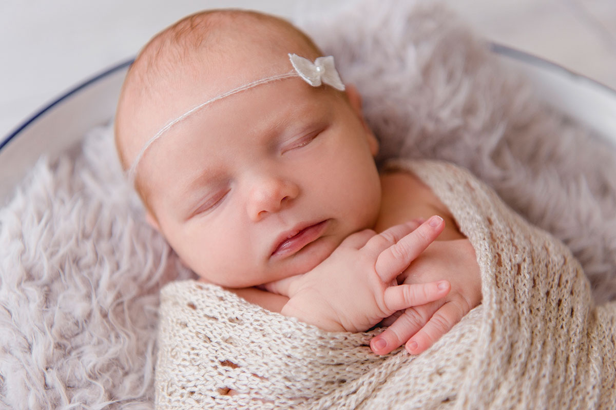 Neugeborenenfotografie-Schwangerschaftsfotografie-9month-Babyfotos-Babyshooting-Newbornfotos-Babybauchfotos-Fotografie-Katharina-Müller-www.fotografie-km.de