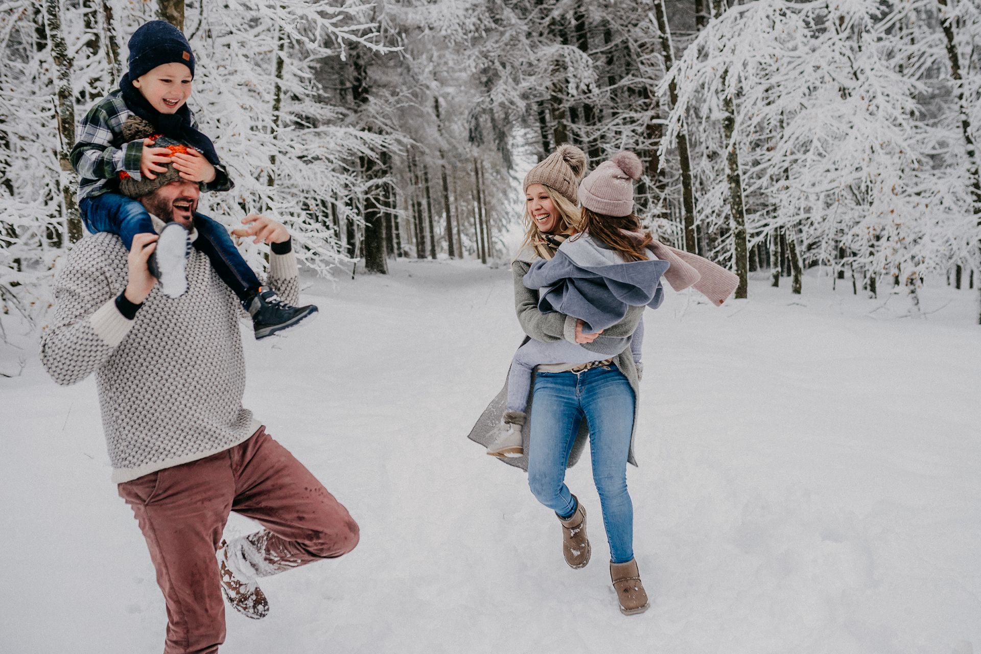 Fotografie-Katharina-Müller-www.fotografie-km.de-Hochzeitsfotografie-Hochzeitsfotografin-Familienfotografie-Schwangerschaftsfotografie-Neugeborenenfotografie-Businessfotografie-Photobooth-